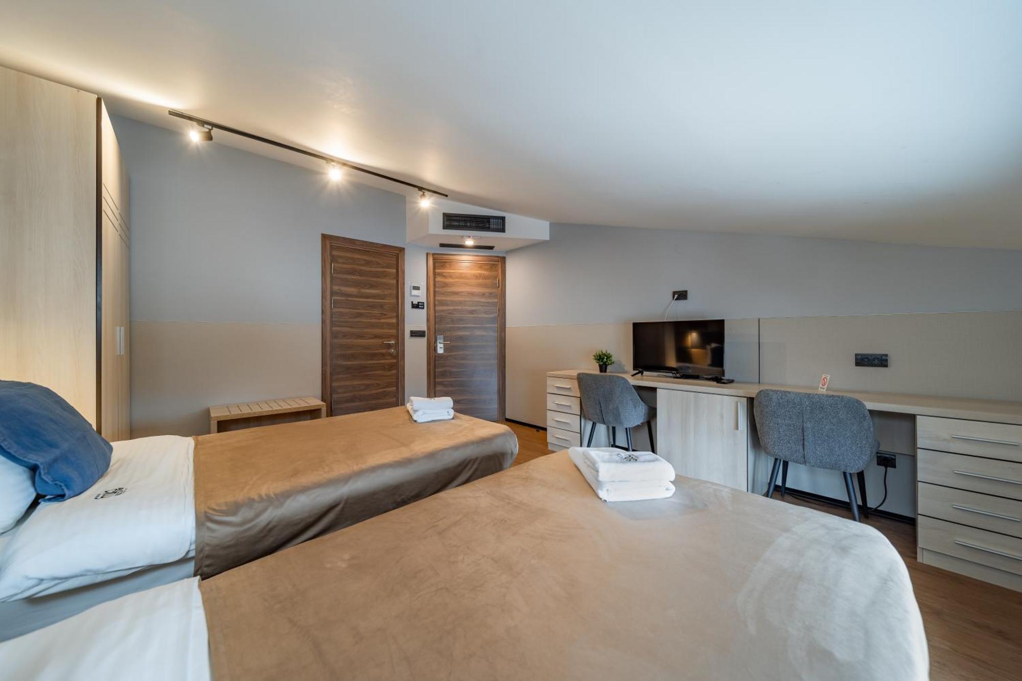 Hotel City Code Vizura Garni Renew Белград Екстериор снимка